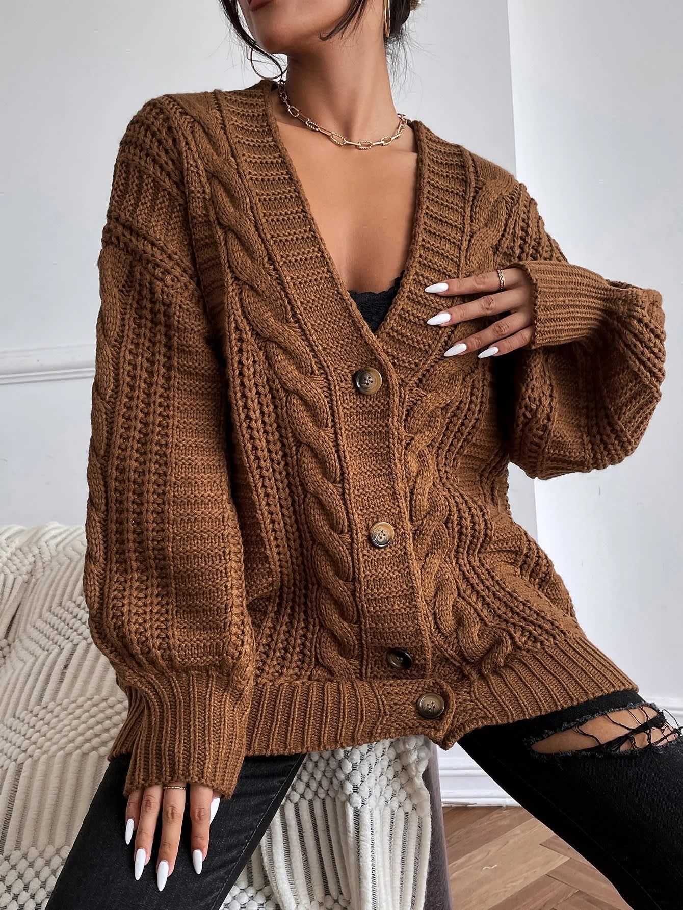 Adalyn Oversized Cable Knit Cardigan_6