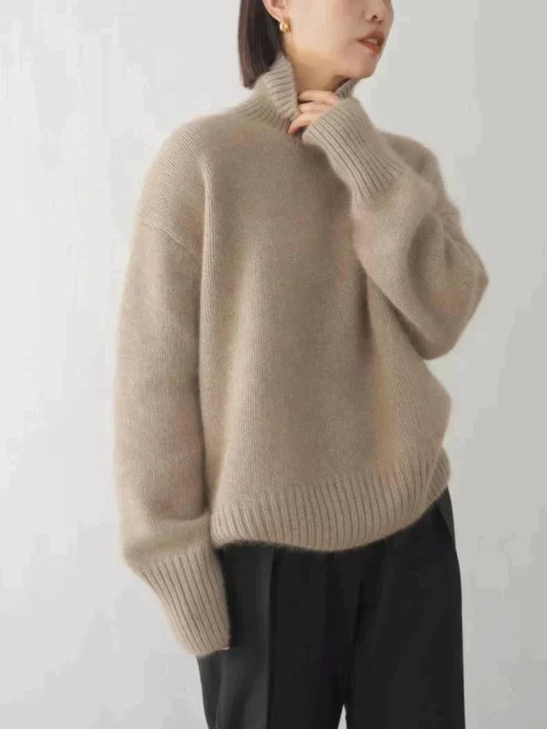 Octavie Oversized Turtleneck Sweater_5