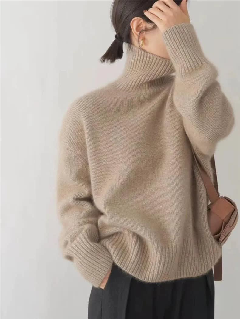 Octavie Oversized Turtleneck Sweater_6