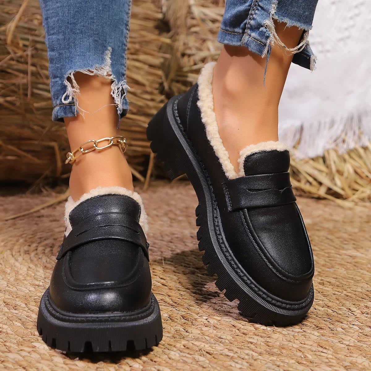 Marcia Fleece Lined Platform Loafers_5