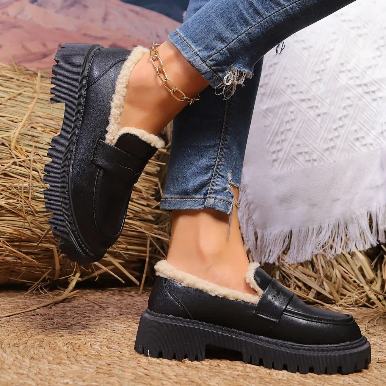 Marcia Fleece Lined Platform Loafers_7