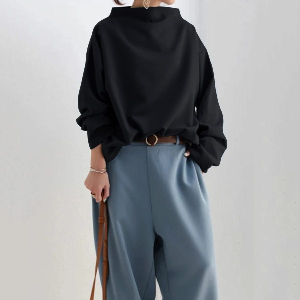 Alwine Oversized Mock Neck Top_7