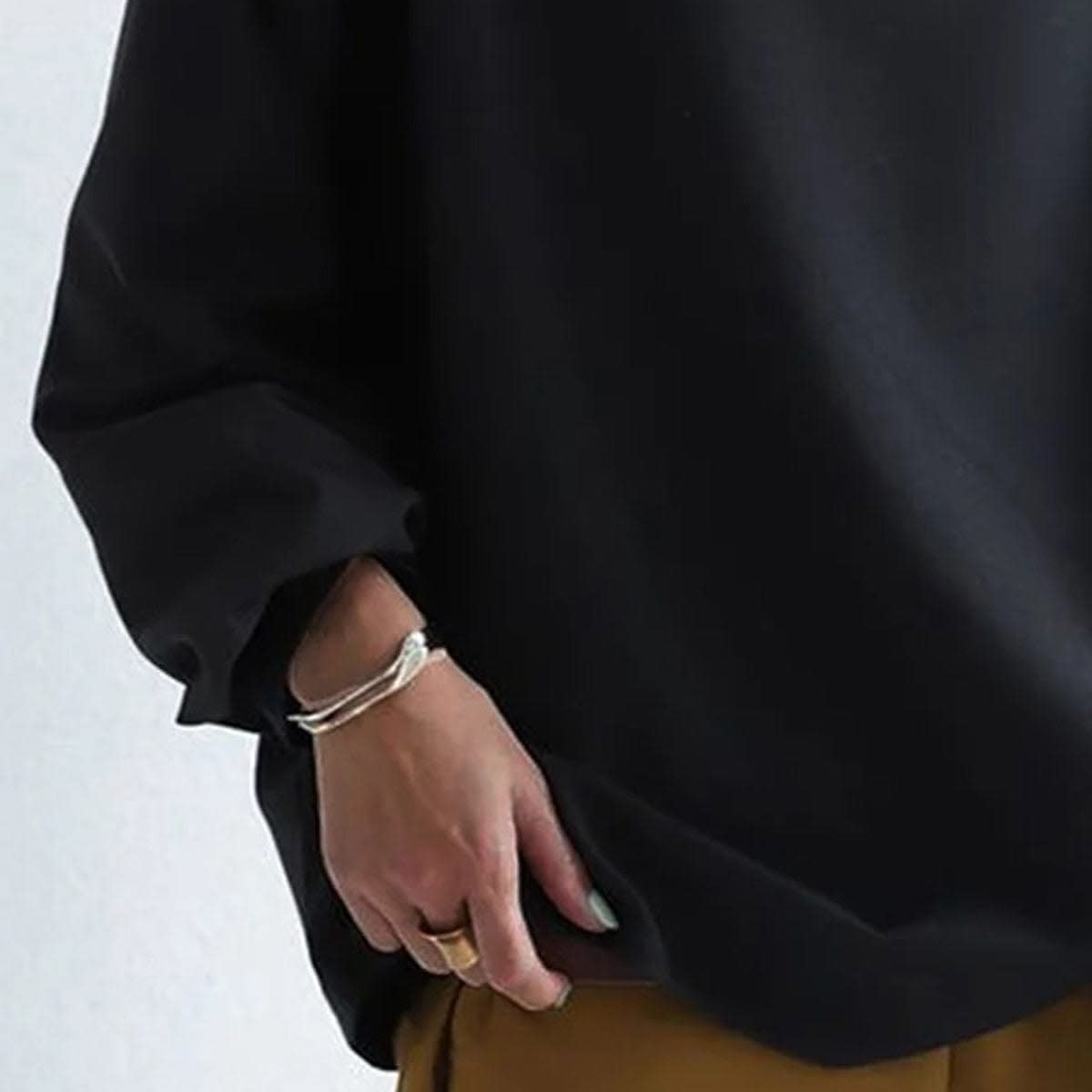 Alwine Oversized Mock Neck Top_8