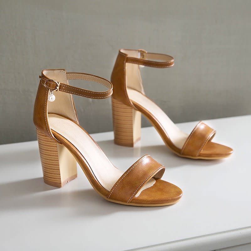 Rafaela Ankle Strap Block Heel Sandals_19