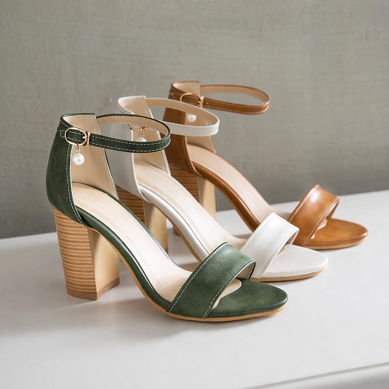 Rafaela Ankle Strap Block Heel Sandals_4