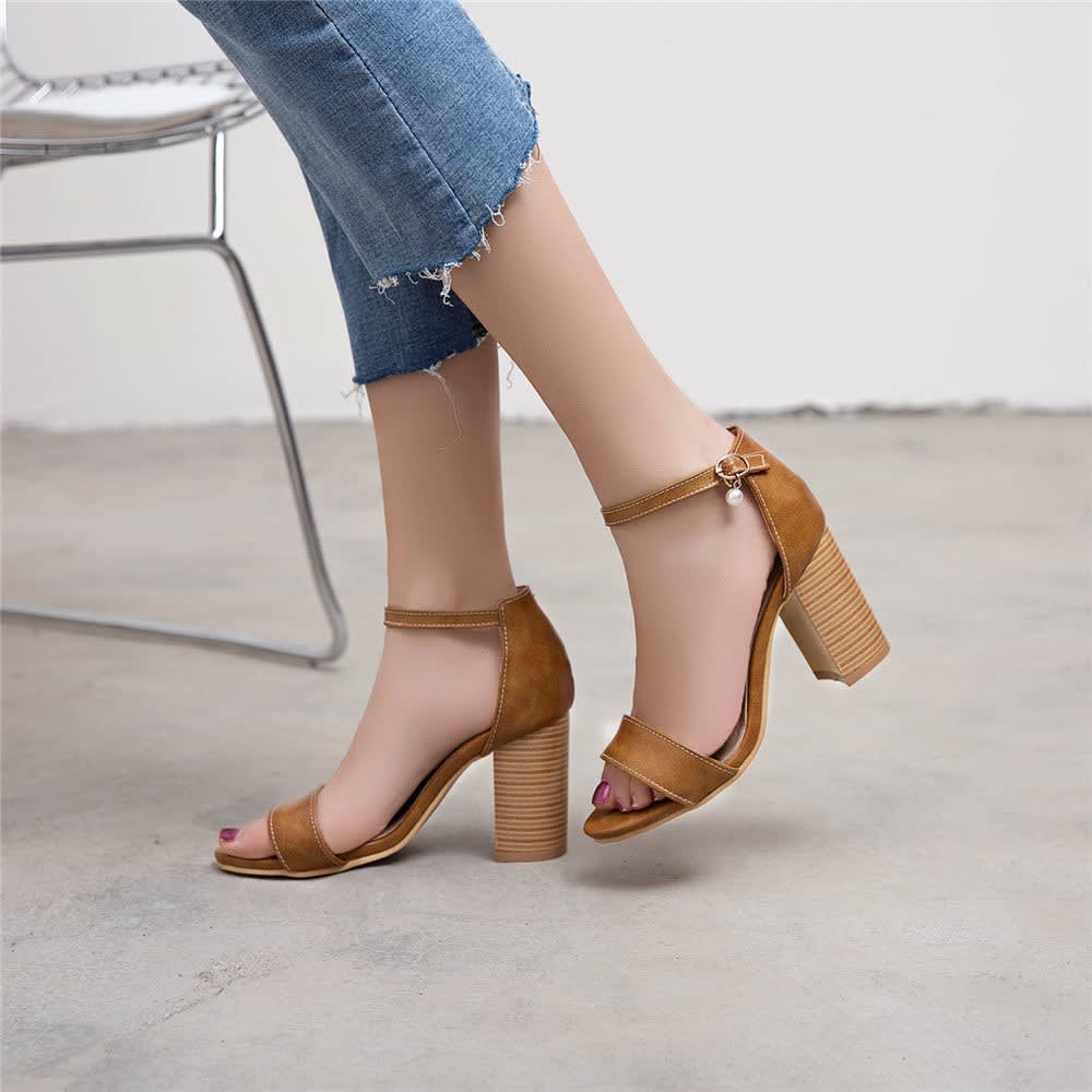 Rafaela Ankle Strap Block Heel Sandals_7