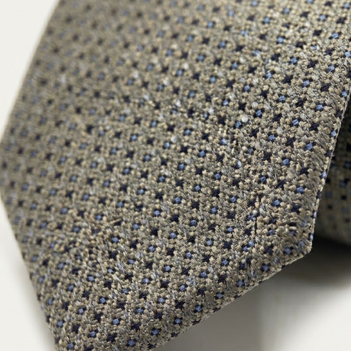 Clinton Champagne Micro Dot Necktie_4