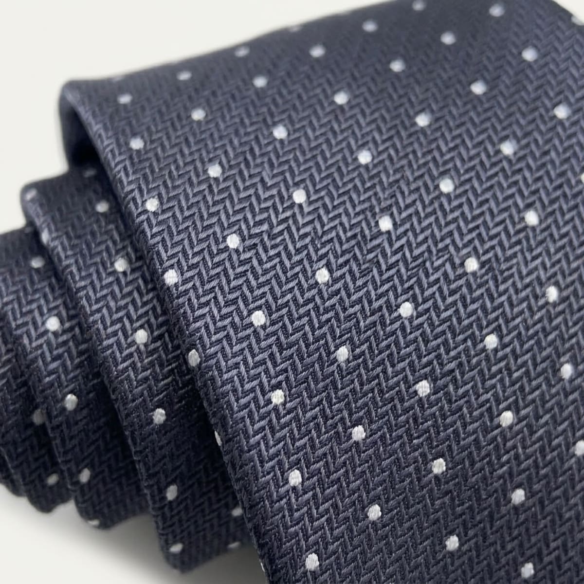 Casper Gray Polka Dot Necktie_4