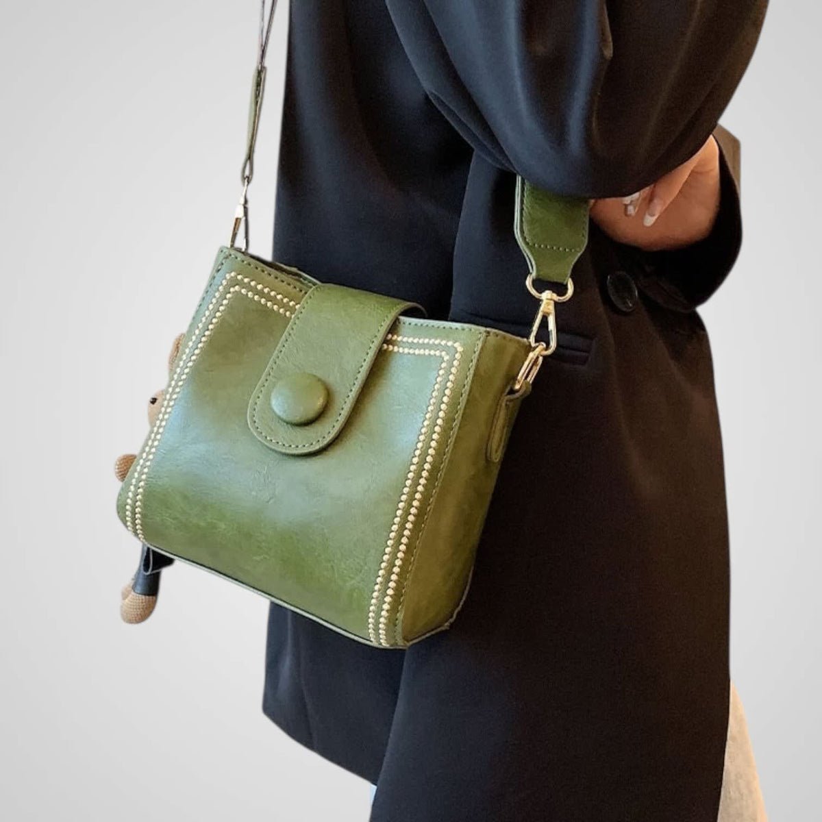 Gigi Retro Wide Strap Shoulder Bag_7