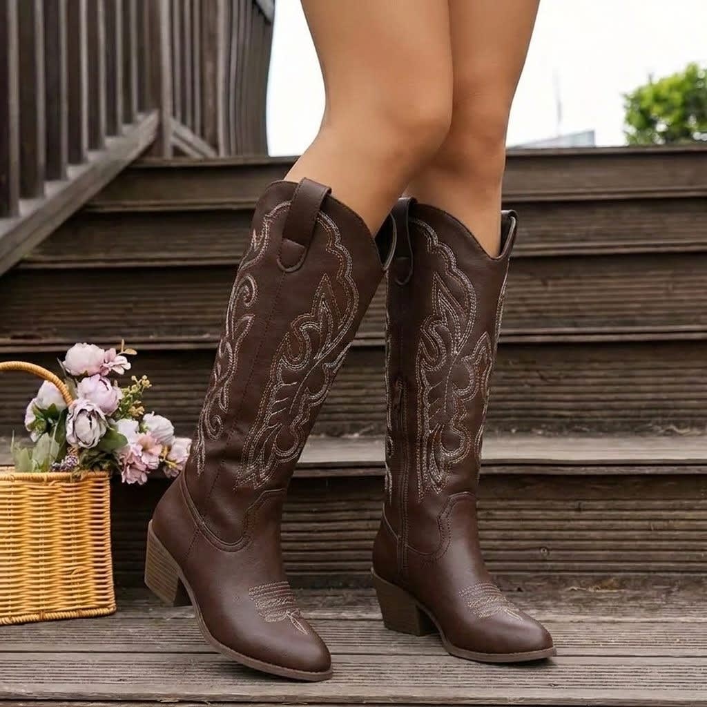 Vibia Embroidered Western Boots_2