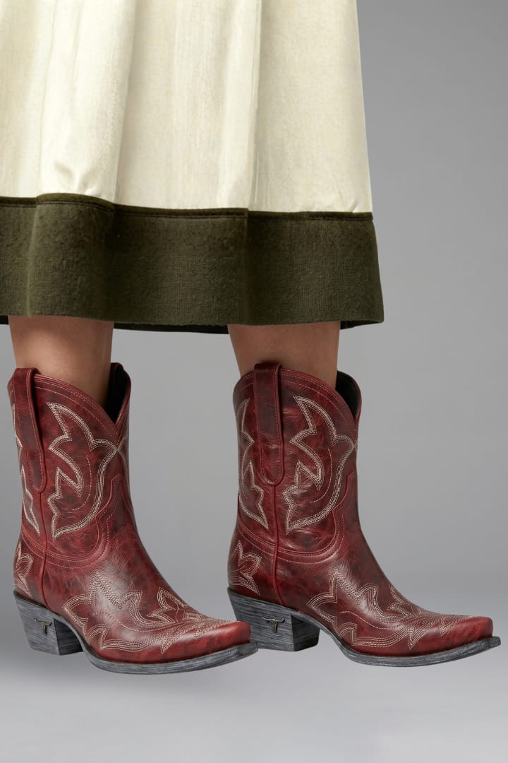 Danica Embroidered Western Boots_3