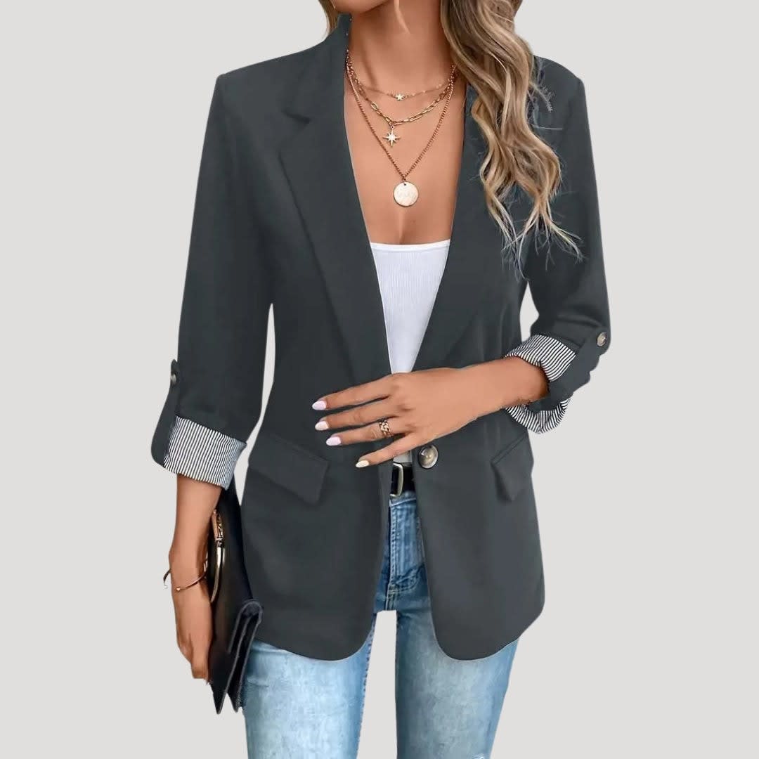 Amara Single Breasted Turn-Up Sleeve Blazer_4